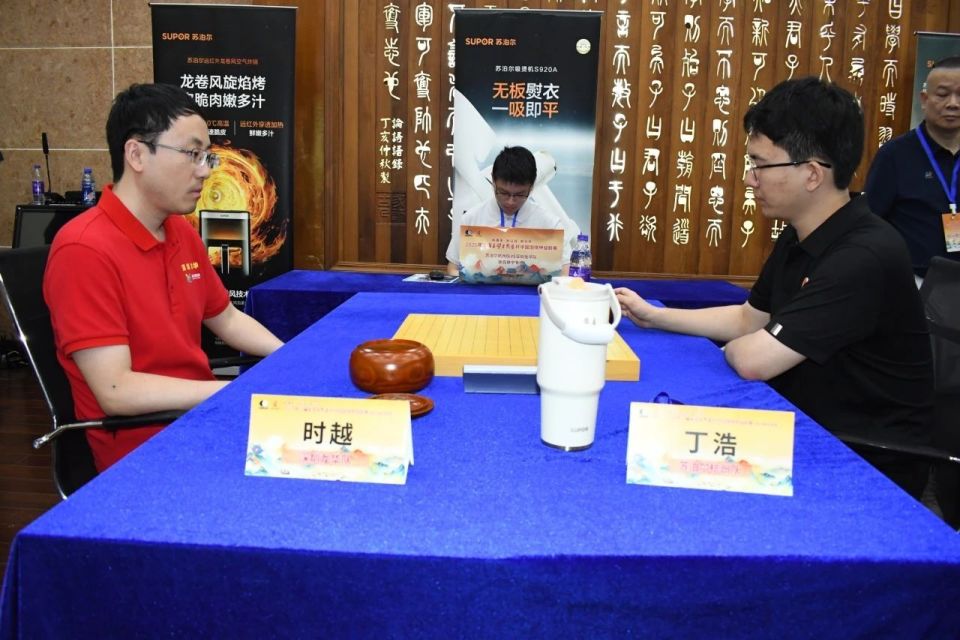 nueLb, 更让休宁这, com