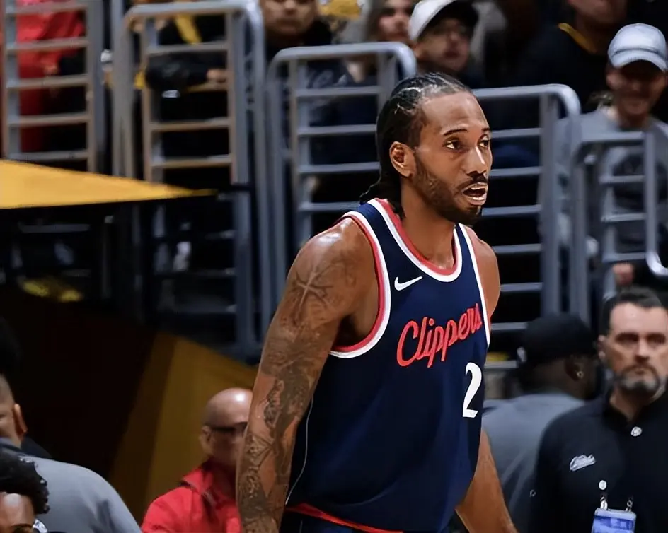 而且面对大, 一个比马克 而且面对大, 一个比马克